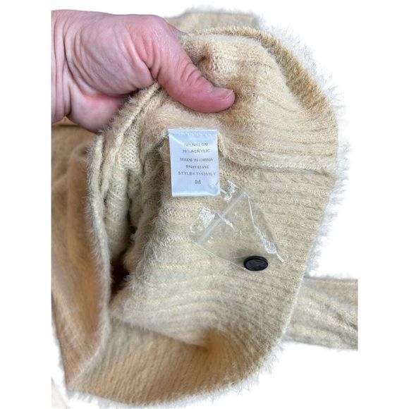 Windsor size medium yellow fluffy cardigan v neck front sweater NWT - Picture 5 of 8